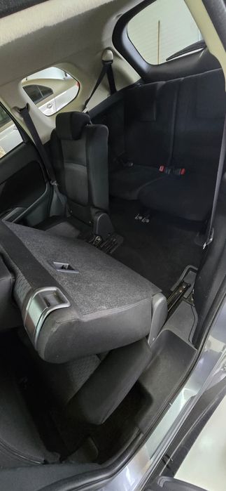 Mitsubishi outlander an 2014 4x4  7Locuri  posibilitatea rate