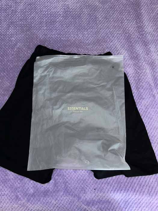 Pantaloni essentials