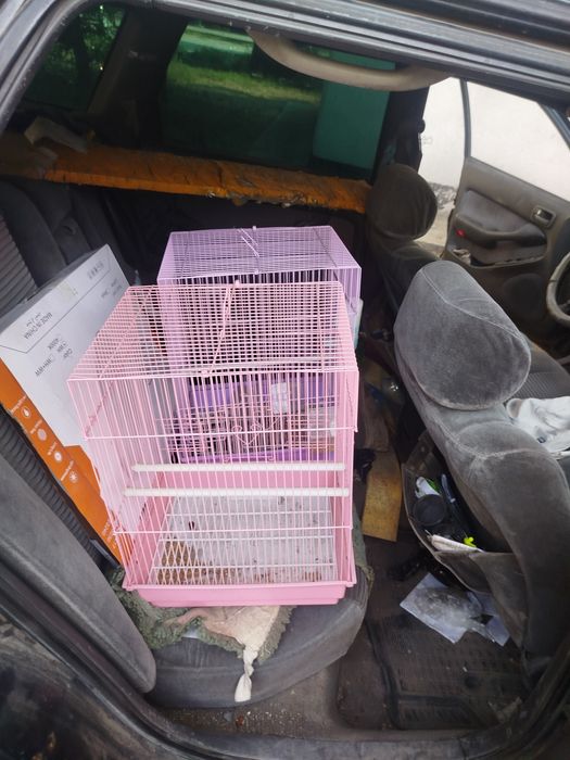 Клетки для папугаев