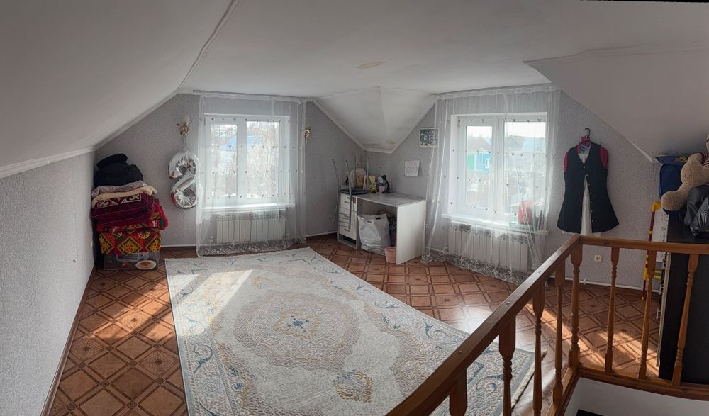 Продам 2-х этажный дом