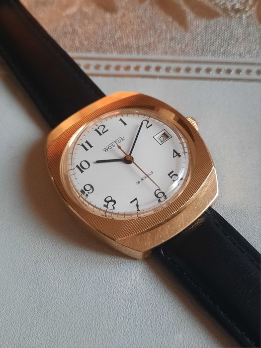 Позолоченные часы Восток(бочка)