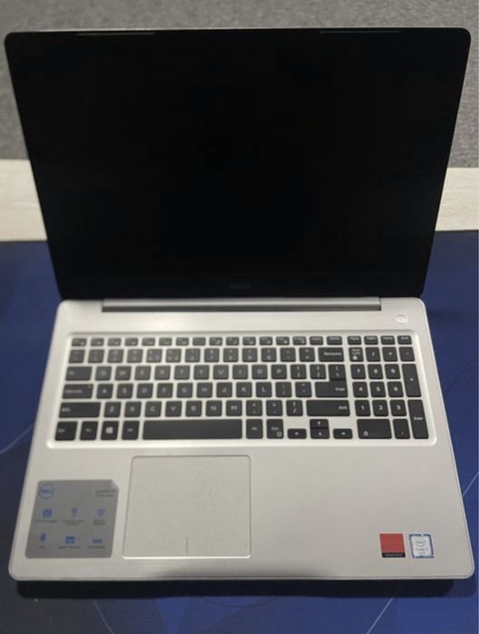 Dell Inspiron 15 5570