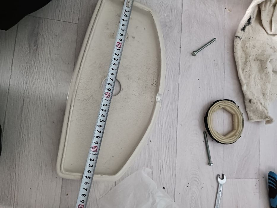 Крышка для бочка унитаза