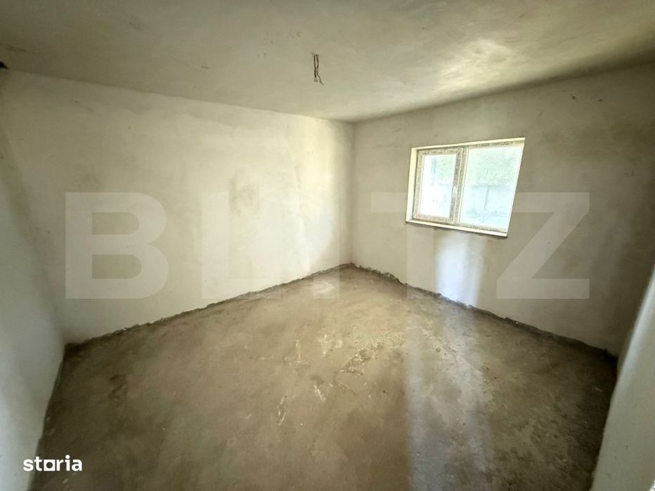 Casa P+E, 110 mp utili, 700 mp teren, zona Sat Jiului