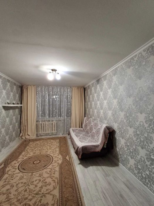 Диван б/у продается 30000 тг