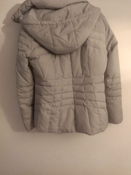 Продаются зимние дубленки и куртки.