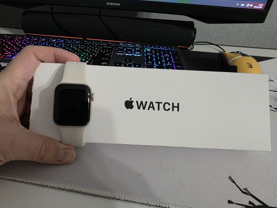 Apple Watch SE 2 (40 mm) продам