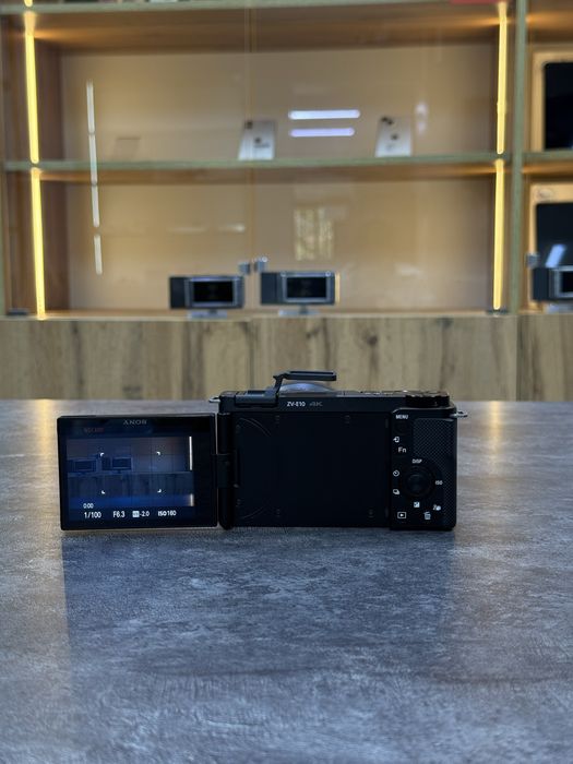 Sony ZV-E 10.