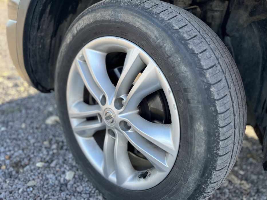 Nissan Qashqai  1.6 130коня 2012г Фейс с нови мотор!