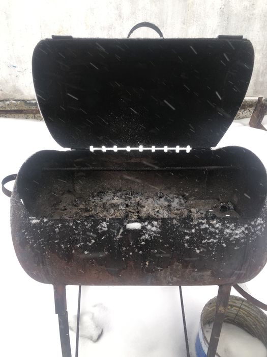 Продам мангал срочно!