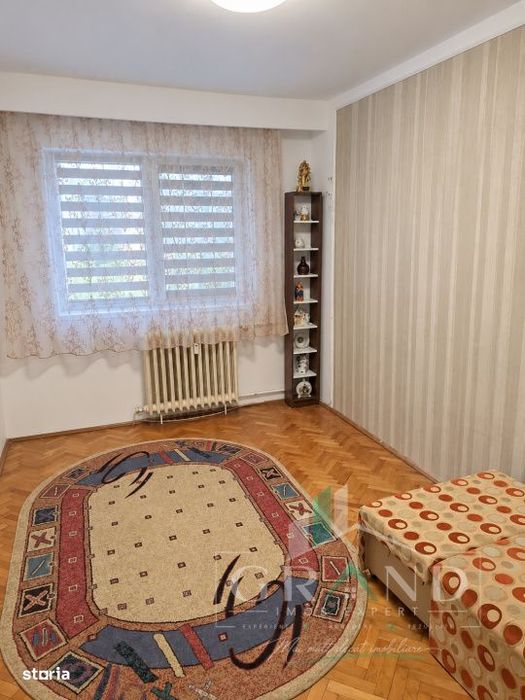 Apartament cu 2 camere decomandate si balcon inchis | Mehedinti | Mana