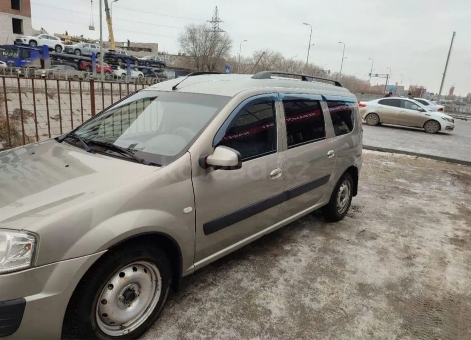 Продам ларгус срочно!