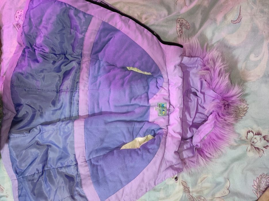 Детская куртка на девочку