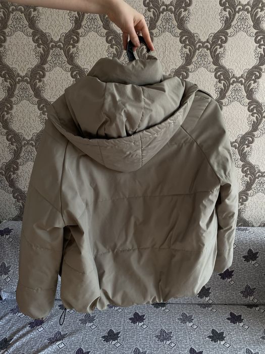 Куртка весенняя.