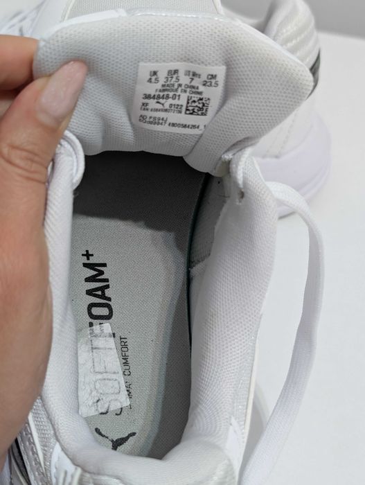 Pantofi Puma din piele ecologică, cu insertii de material textil.
