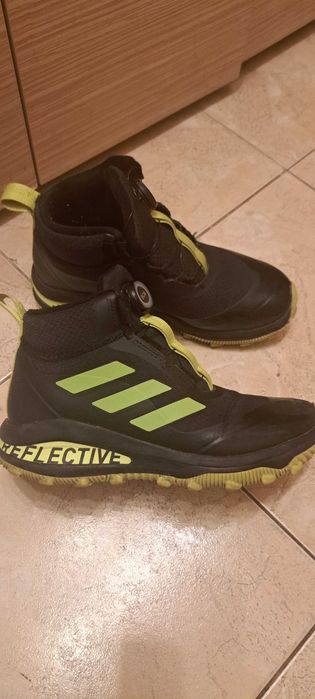 Зимни маратонки 38 adidas