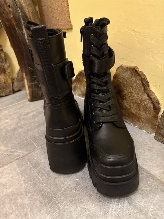 Зимни обувки с платформа