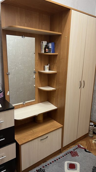 Продаю прихожку и комод