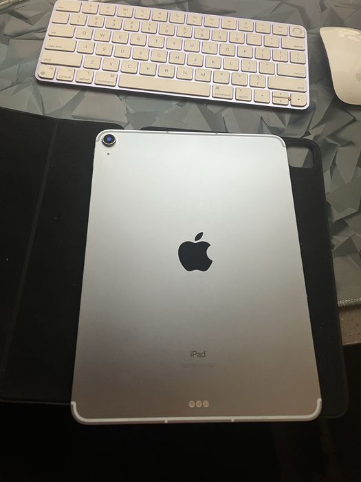 Обменяю ipad air 4 на ipad mini 6
