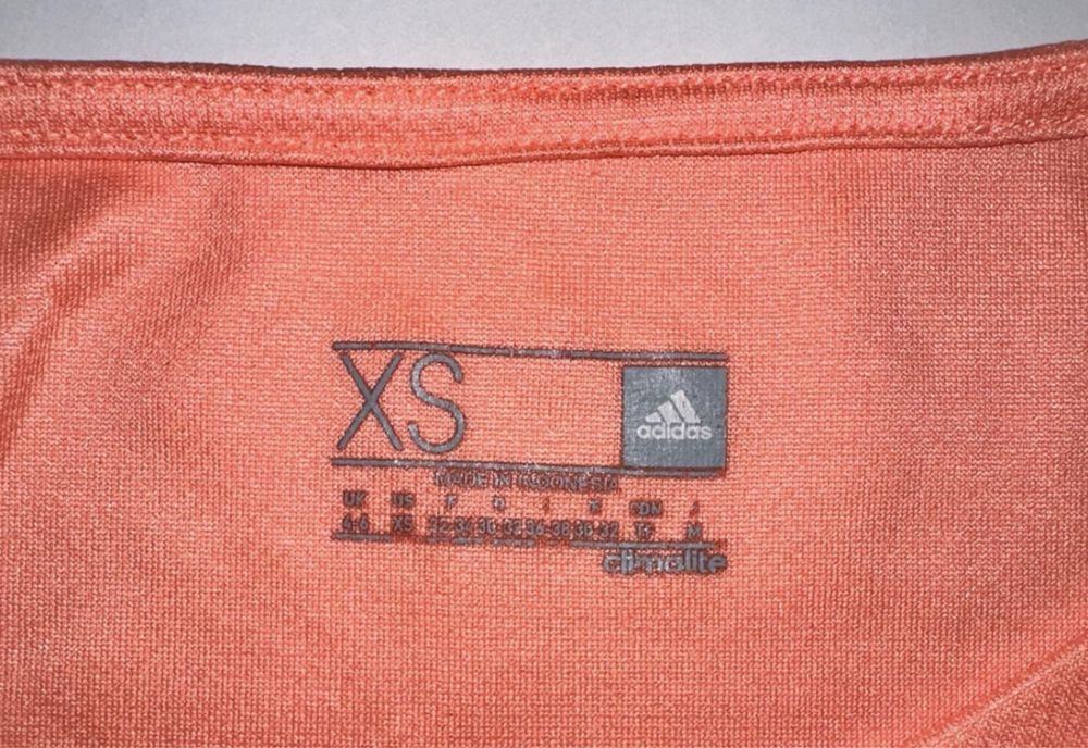 Спортна дамска тениска Adidas