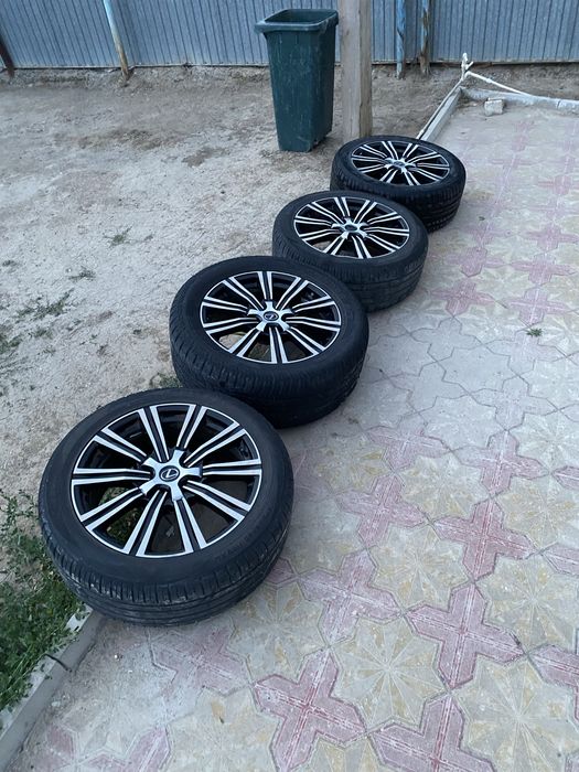 Продаеться диски лексус 570 R20 (4шт)