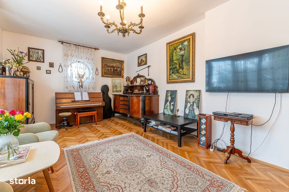 Vilă 4 familii | Apartament generos | Curte 98 mp | Andrei Muresanu