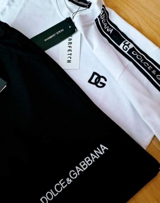 Compleu barbati (pantaloni scurți +tricou),bumbac, logo brodat