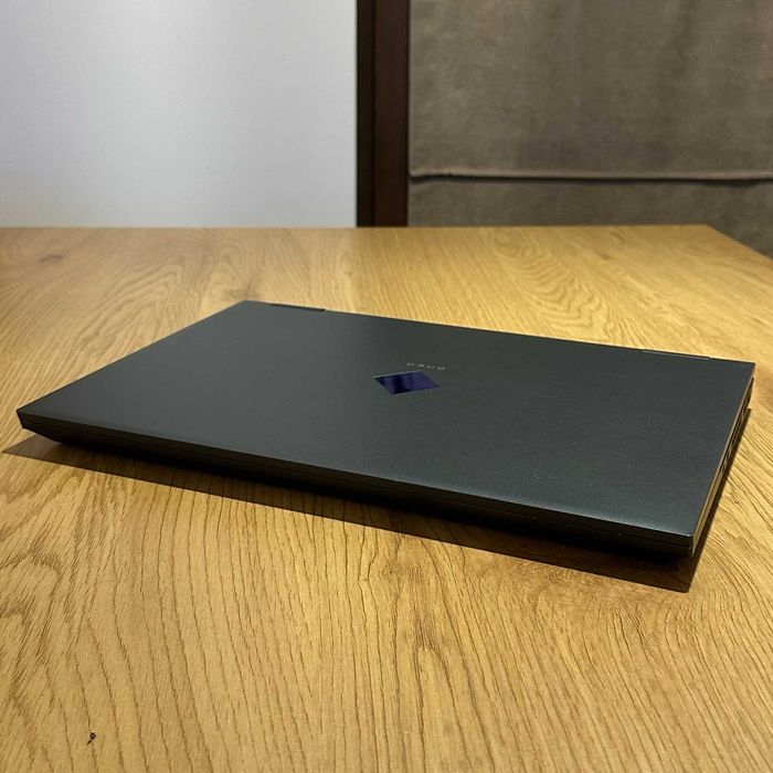 HP Omen 15 - Ryzen 9 4900H / 1TB SSD / Nvidia RTX 2060 / 16GB RAM