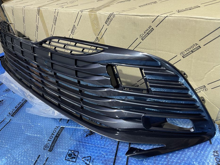 Решетка дверь Тойота Камри 70/75