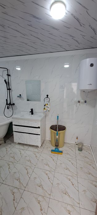 Ховли уй сотилади