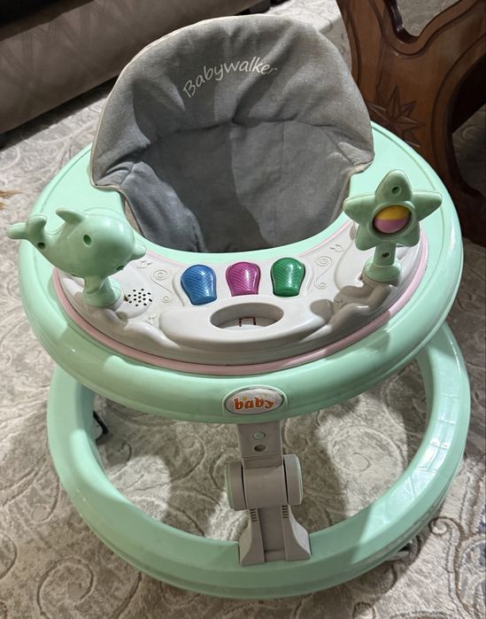 Hadinok - bolalar yurishi uchun qulay moslama