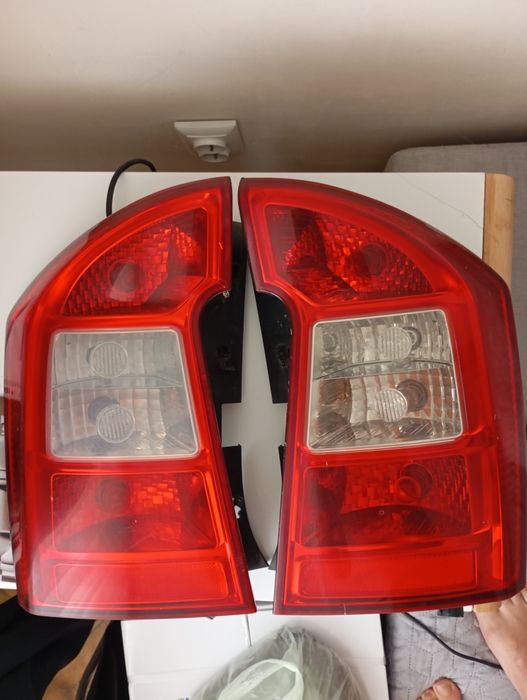 Стопове за Kia Carens III