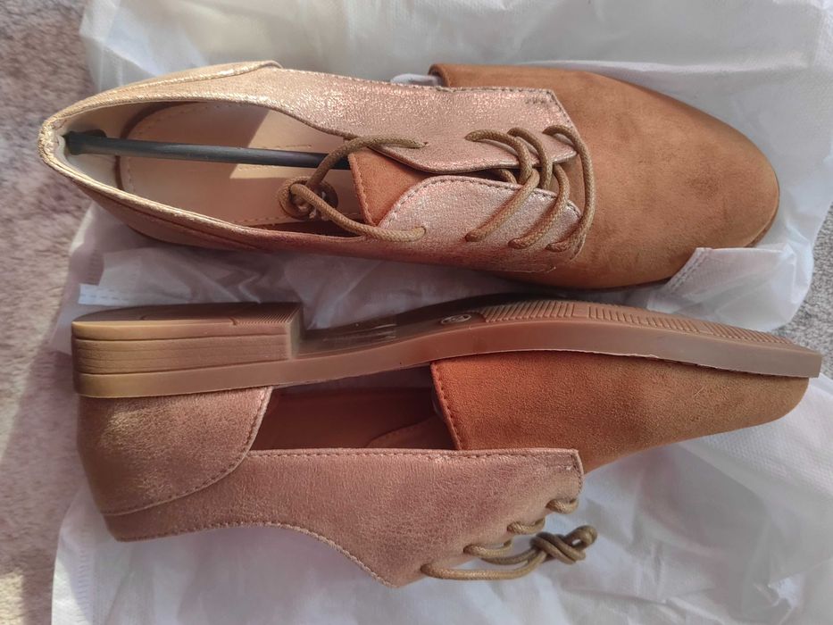 Дамски обувки 39 номер