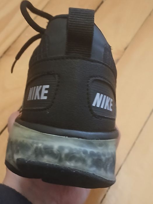 Маратонки NIKE Намаление