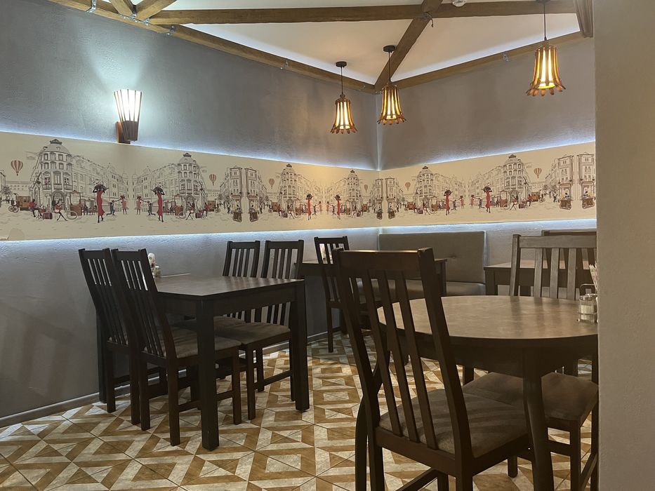 Сдаю в аренду кафе в центре города