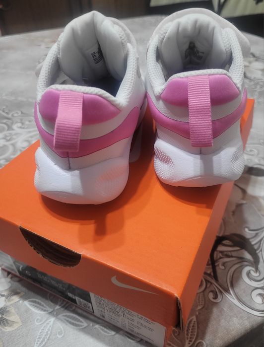 Детски маратонки Nike revolution