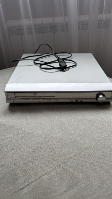 DVD плейер Toshiba