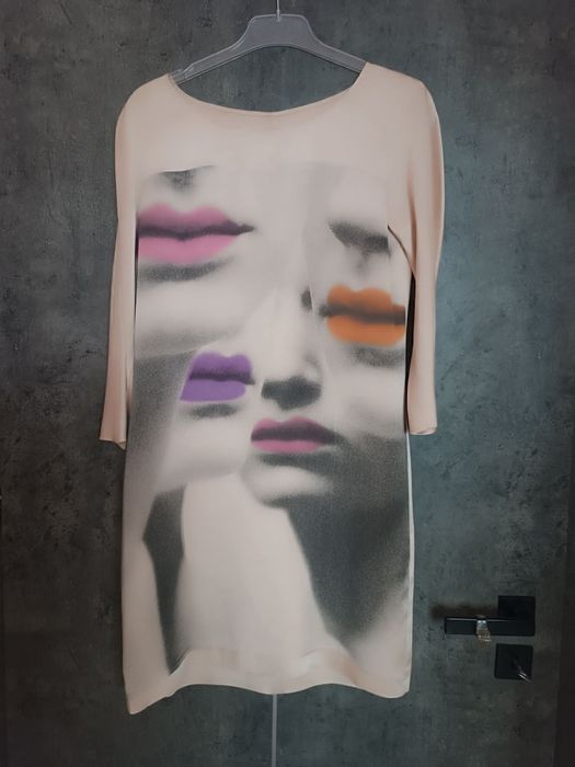 Рокля Moschino оригинал