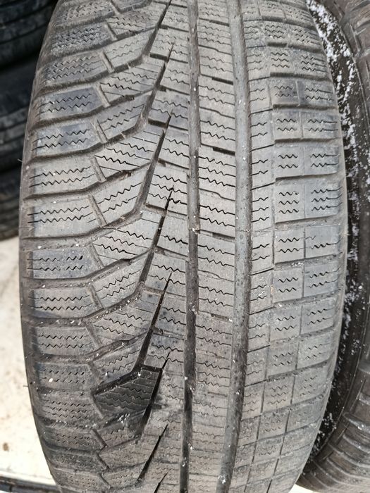 Гуми 215/60/16 Hankook