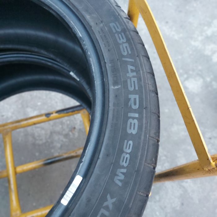 235/45/18"Nokian 2бр.гуми