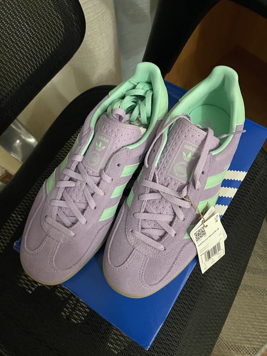 Продам кроссовки ADIDAS ORIGINAL
