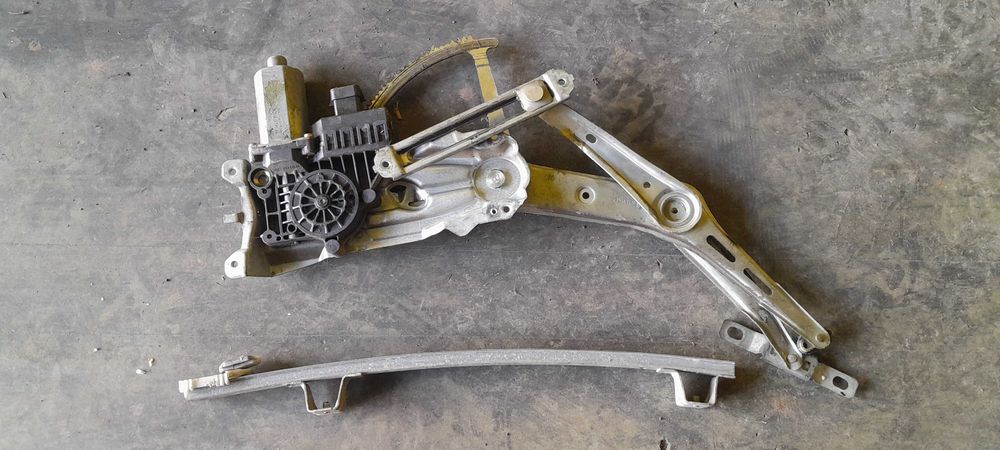 Vind spoiler spate Opel Astra Caravan 2002