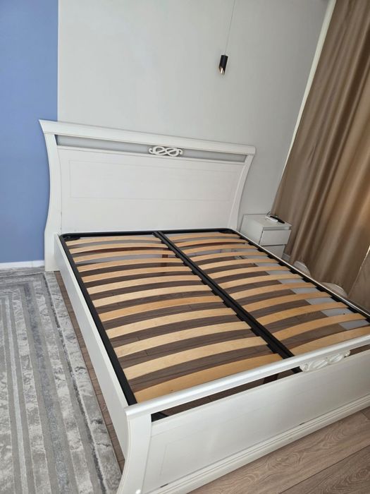 Продам кровать 180 на 200