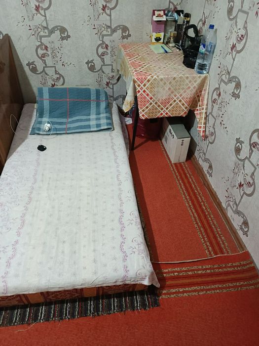 Сергели-2 Ярмарка 18м² 3 этаж кирпич 1 комнатная