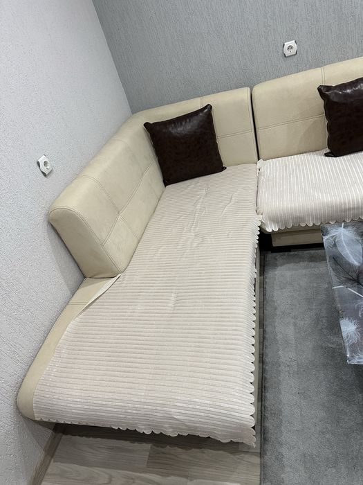 Разтегателен Ъглов диван