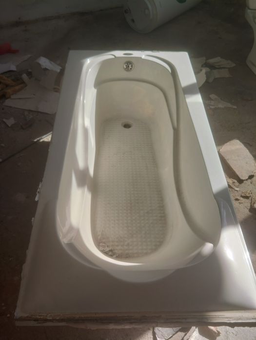 Продам ванну 15к