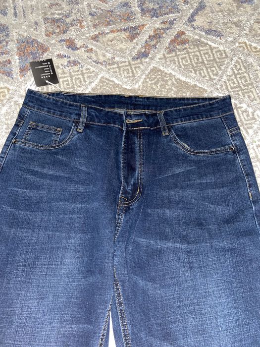 Джинсы 35 размер новые!