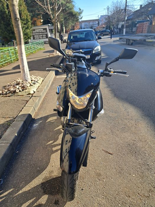 Suzuki GW250 Inazuma - A2