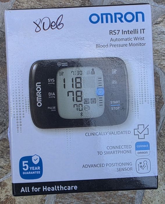 Апарат за кръвно Omron