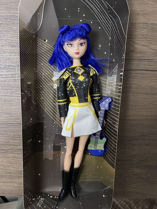 Papusa muzicala K Pop Demon